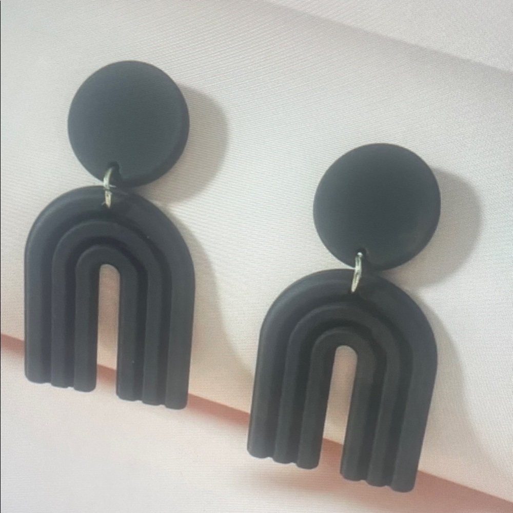 Modern Black Arch Earrings